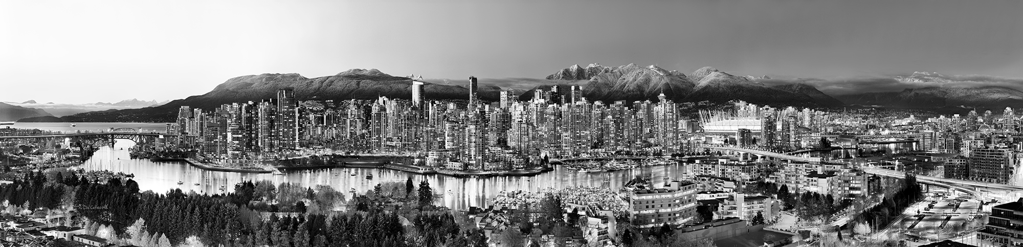 Ultra-High-Resolution-Panoramic-Image-Vancouver-Vancouver-Skyline-Westcoast-BC-Canada-Gigapixel-Black-and-White