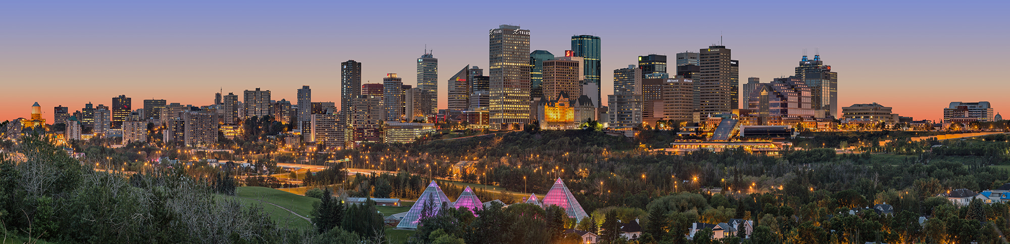 Ultra-high-resolution-image-of-the-Edmonton-Skyline-Alberta-Canada