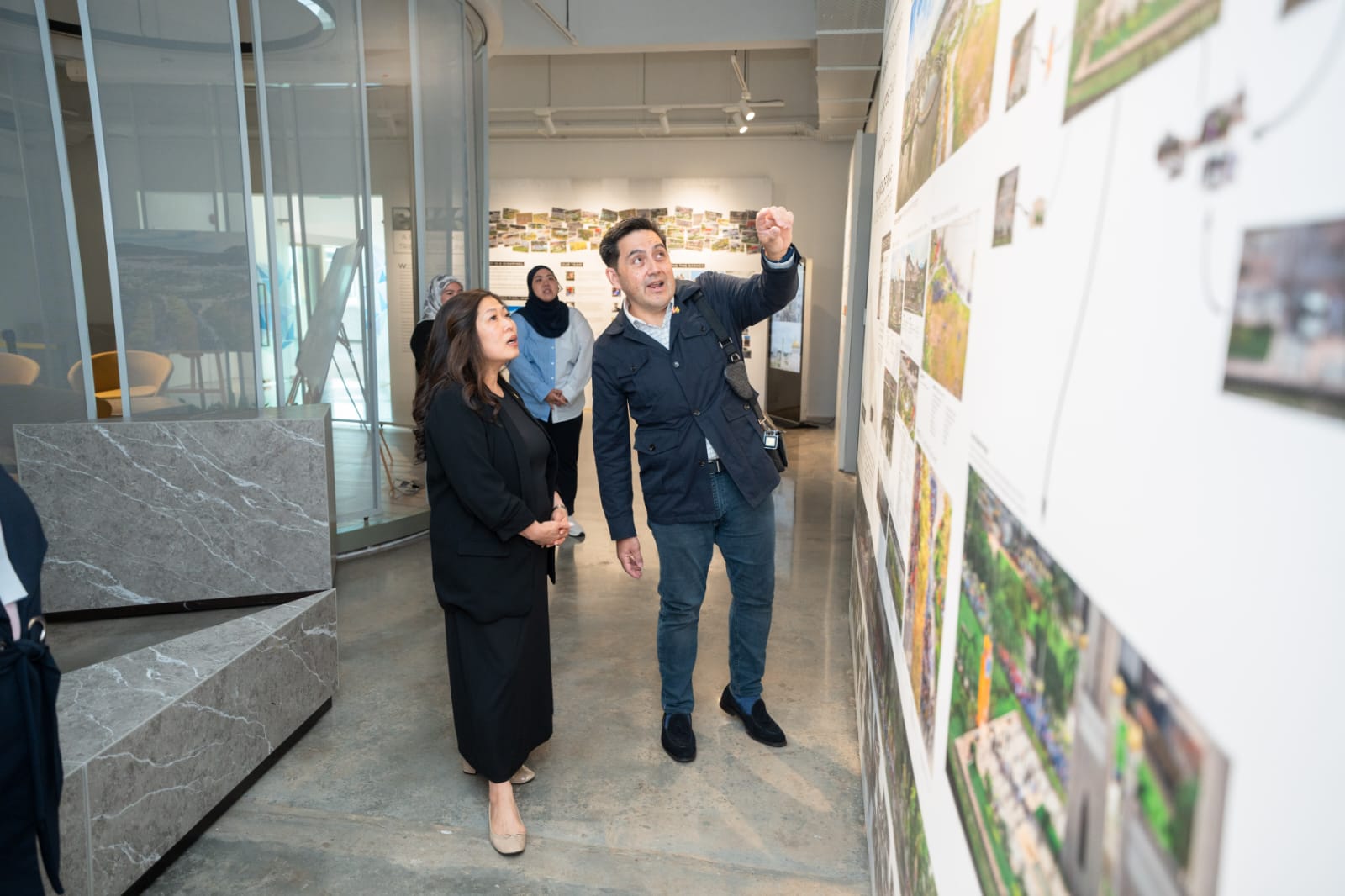 06cc5215-e40d-408b-b34b-2b28c73d6d74